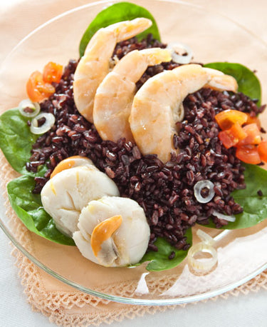 Ensalada melodía de océano con Arroz negro 