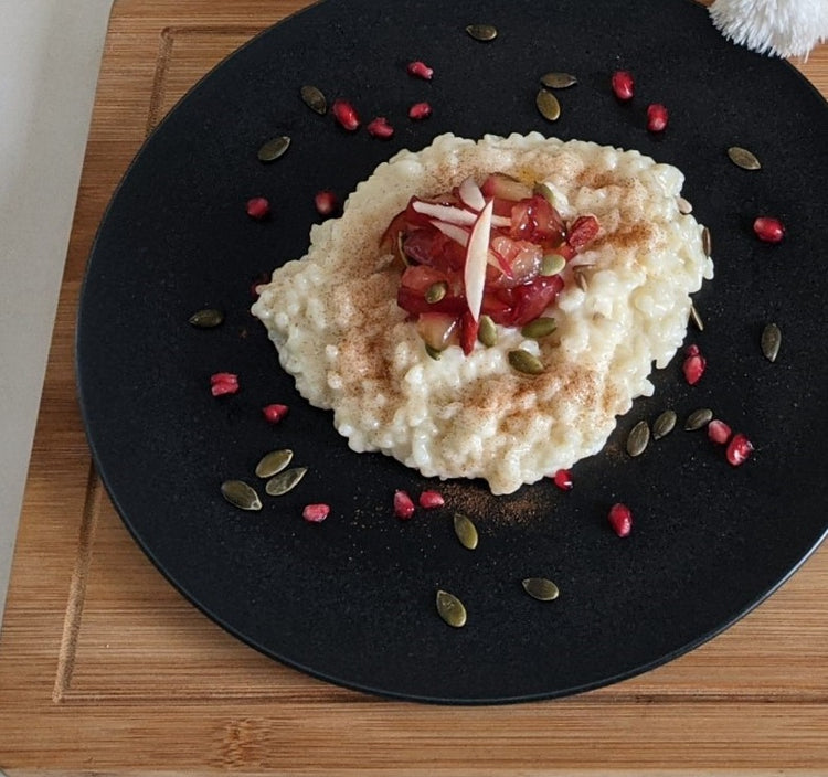 CARAMELIZED APPLE CINNAMON RICE PUDDING 
