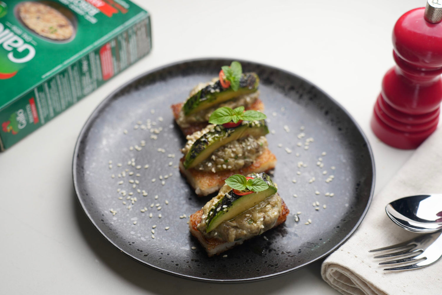 CRISPY RICE WITH SMOKED AUBERGINE AND CHARRED AVOCADO 